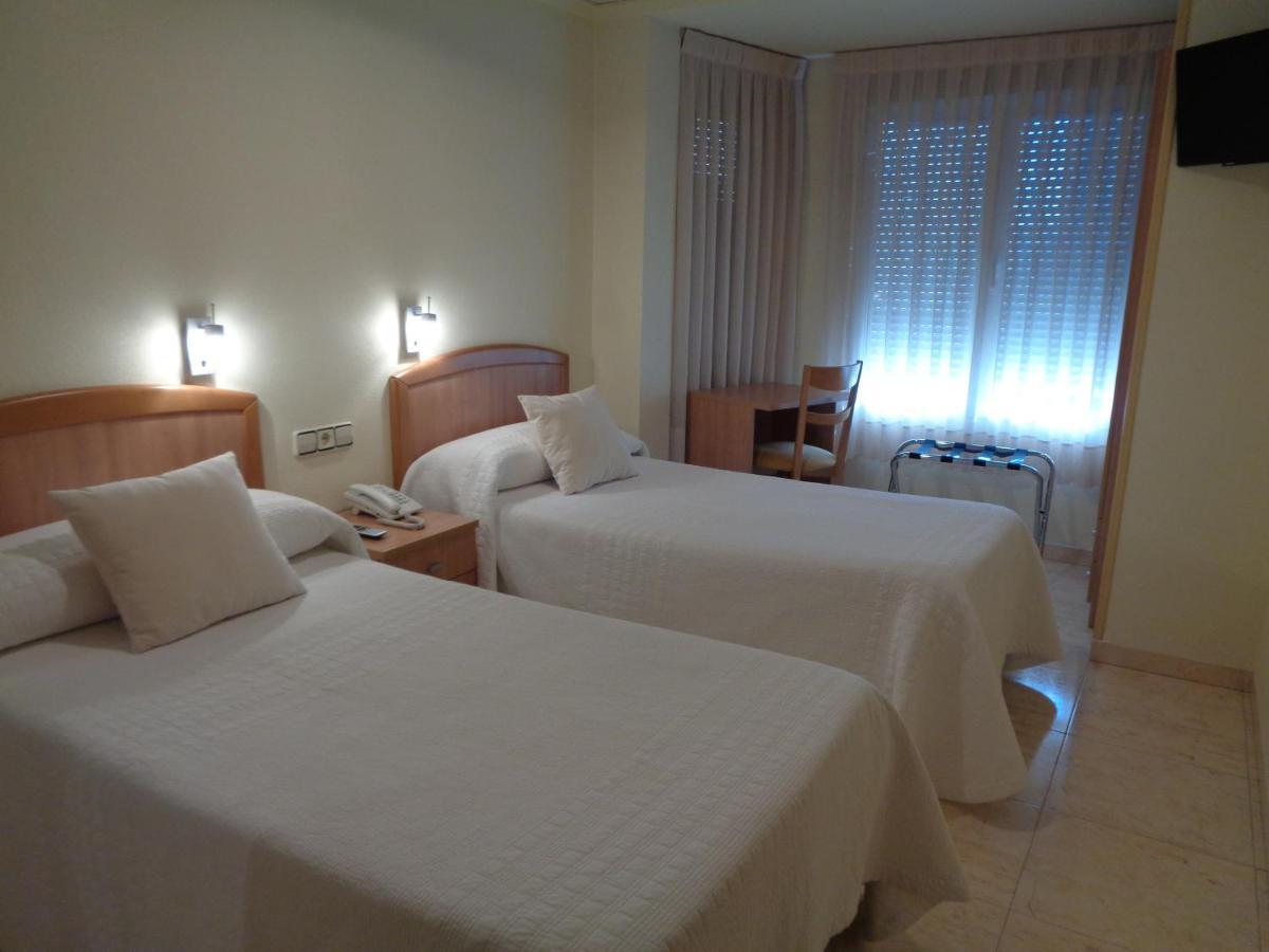 Hostal El Retiro Almoradi Ngoại thất bức ảnh