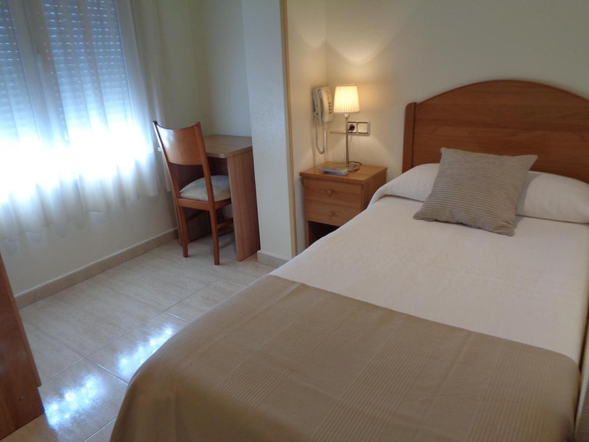 Hostal El Retiro Almoradi Ngoại thất bức ảnh