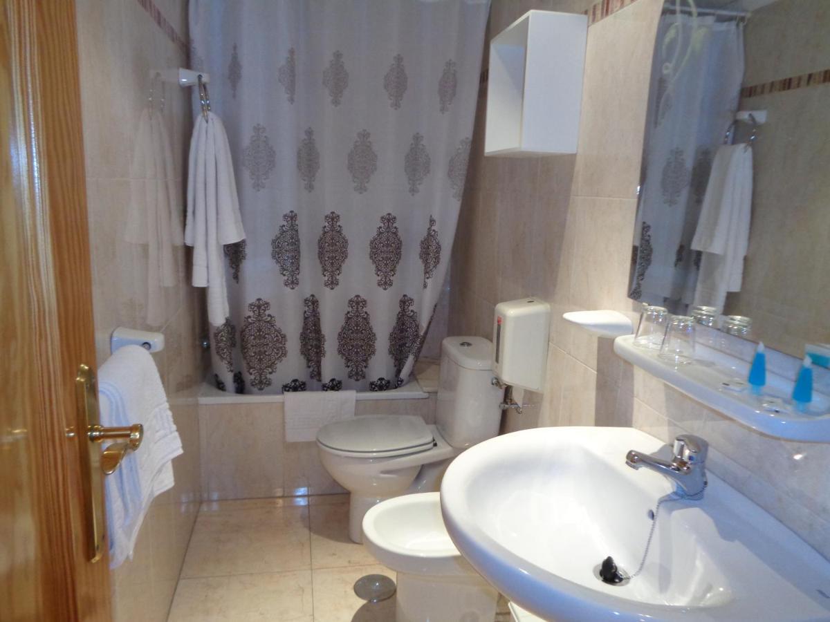 Hostal El Retiro Almoradi Ngoại thất bức ảnh